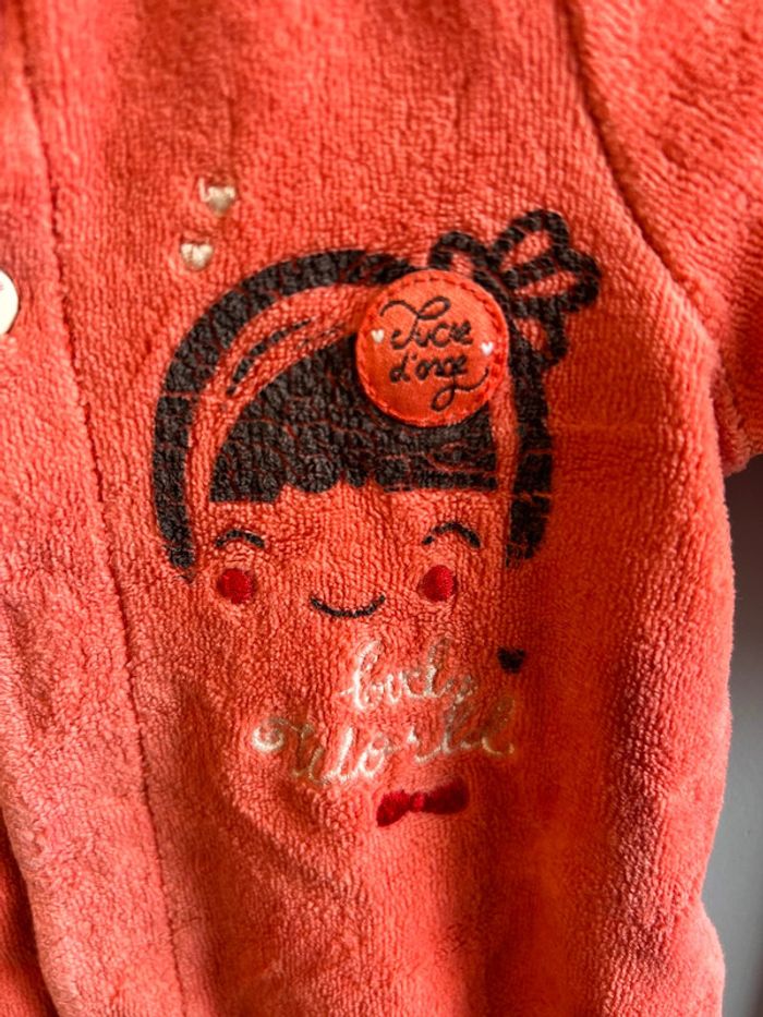 Pyjama corail , 1 mois sucre d’orge - photo numéro 2