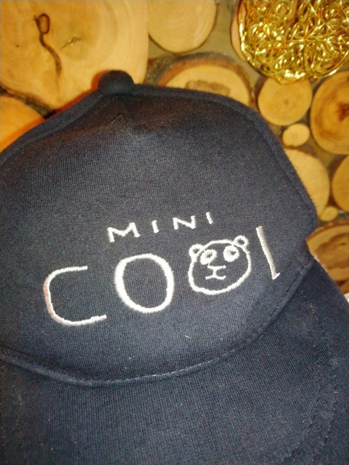 Casquette Vertbaudet mini cool taille 24/36 mois - photo numéro 3