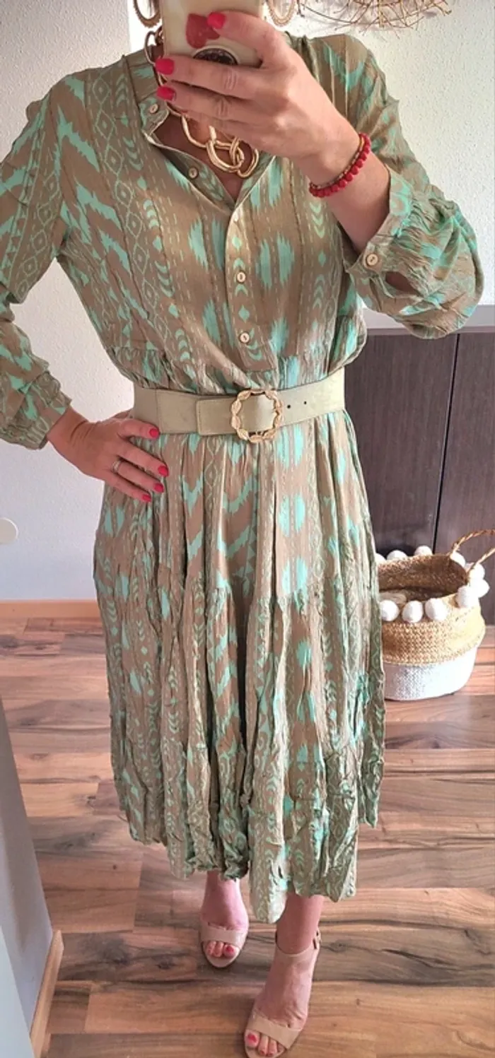 Robe longue ample - Vert d'eau - Neuve avec étiquette - Plusieurs tailles disponibles - photo numéro 2