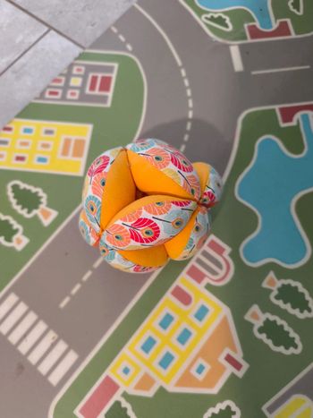 Balle de préhension bébé