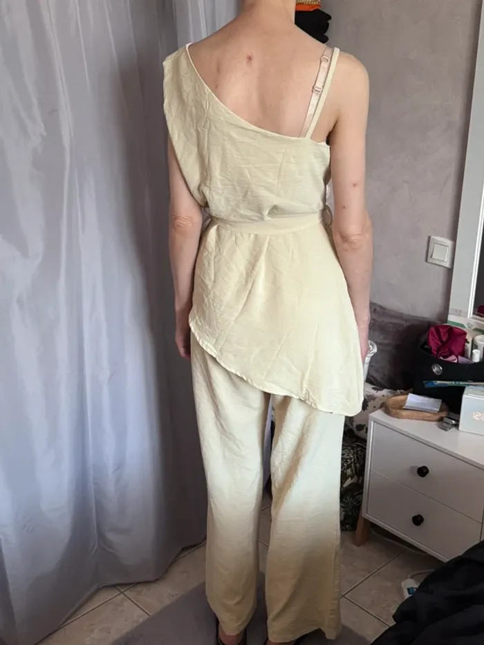 Ensemble beige crème - photo numéro 2