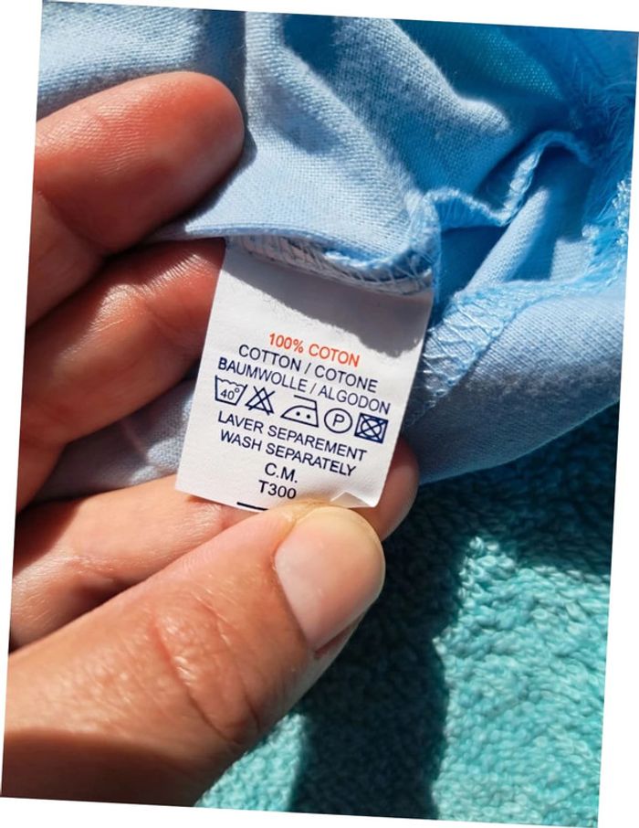 Lot de 4 T-shirt Neuf. Manches Courtes 0/2 ans 100% coton. Orson sur Overboard ou X board. - photo numéro 2