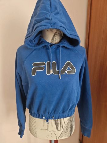 Sweat court à capuche bleu Fila
