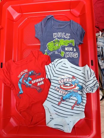 Lot de 3 body marvel