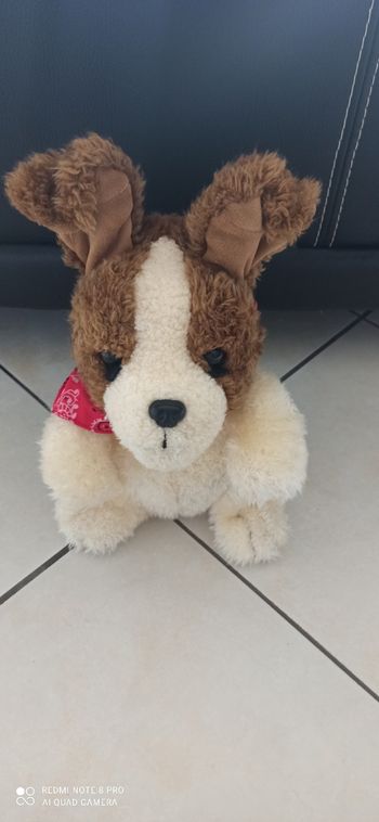 Peluche chien animé