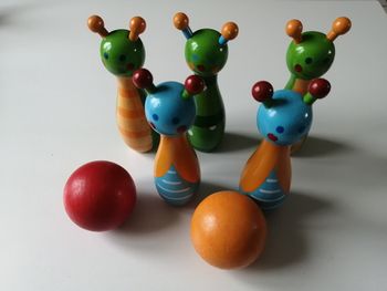 jeu de quilles en bois