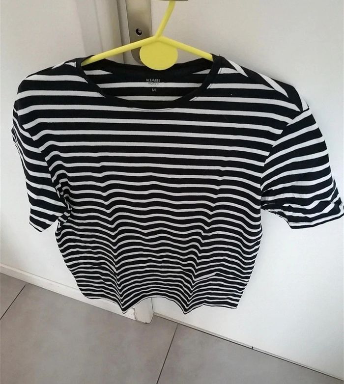 Tee shirt