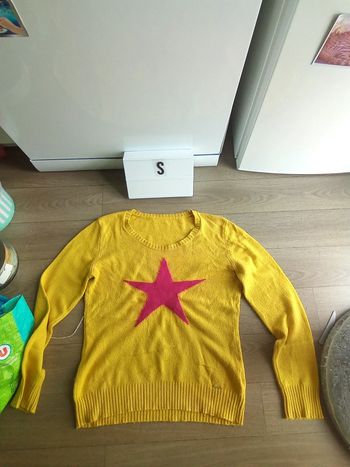 Pull jaune