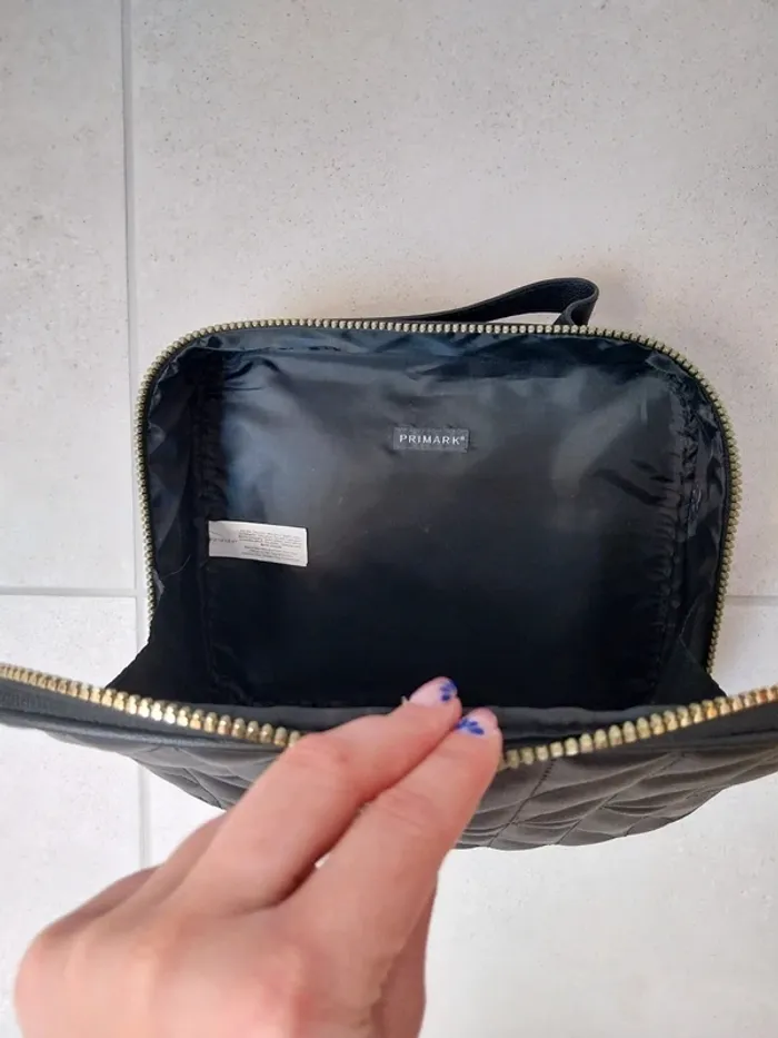 Grand vanity noir Primark - photo numéro 3