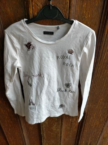 Très joli tee shirt IKKS 6 ans