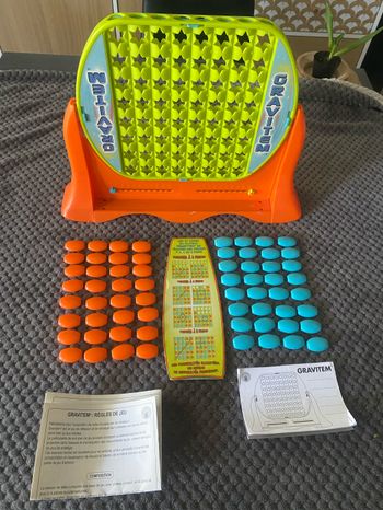 Jeu réflexion et stratégie gravitem