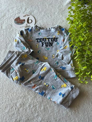 Très belle ensemble pull pantalon bébé garçon
