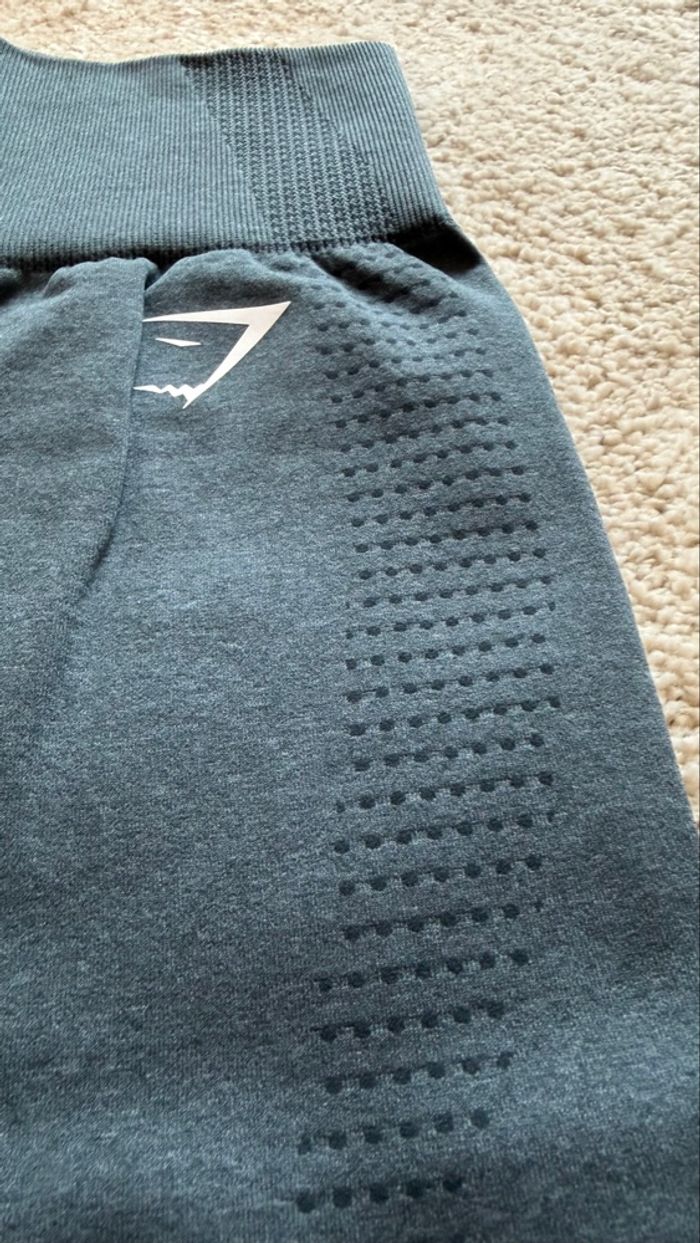 Gymshark Vital Seamless 7 Inch Shorts Gris Femme – Taille S Body Fit – Short Sport Fitness Musculation - photo numéro 2