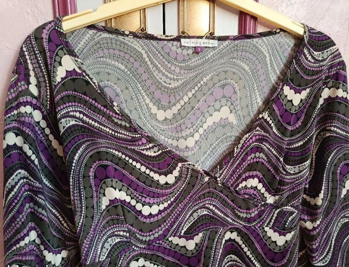Haut noir imprimé violet gris Bréal T.3(40) - photo numéro 3