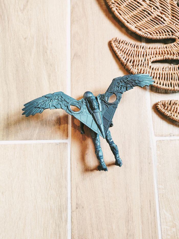 🦅 Figurine Vulture Le Vautour de Spider-man Avengers Marvel marque Hasbro - photo numéro 2