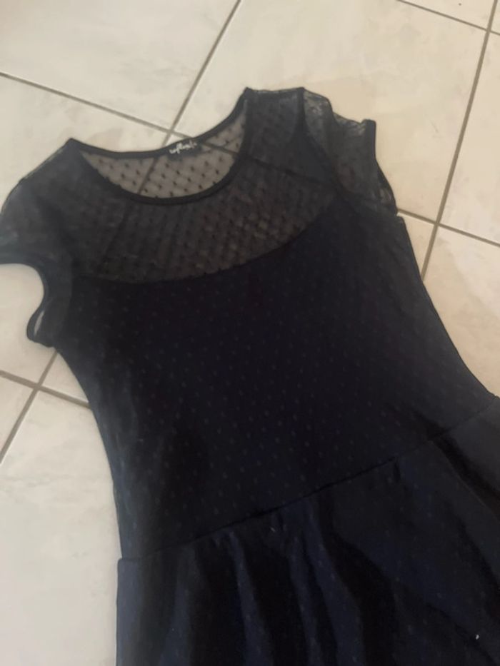 Petite robe noire - photo numéro 3