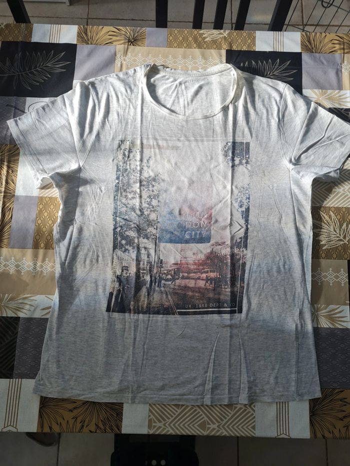 Tee shirt gris