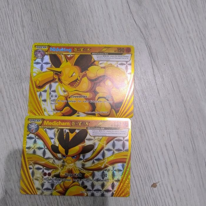 Carte Pokémon en or édition break