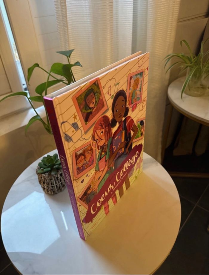 BD Cœur Collège - Tome 1 : Coeur college - Secrets d'amour - photo numéro 3