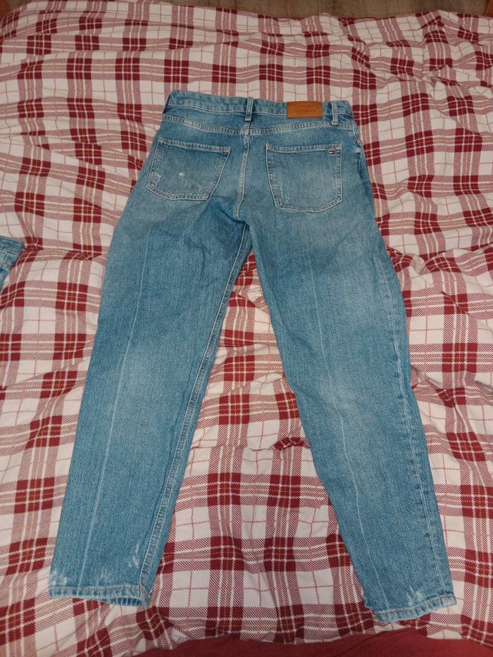 Jean Tommy Hilfiger - photo numéro 2