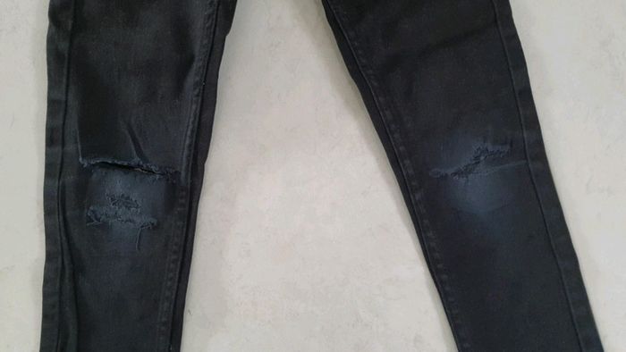 Jean skinny noir garçon Kiabi 6 ans chelo4 - photo numéro 3