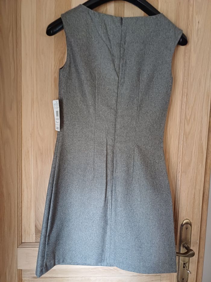 Robe tailleur - photo numéro 2