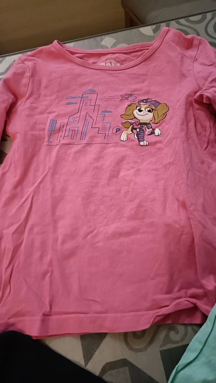 Lot manches longues 8 ans - photo numéro 5