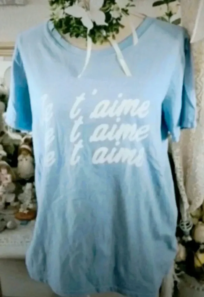 T-shirt bleu ciel "Je t’aime" Miss Stephy Taille 40/42 Neuf