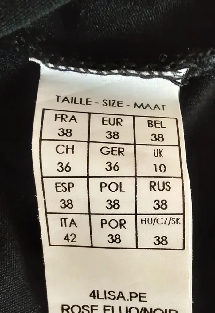 Robe bustier moulante T. 38 - photo numéro 4