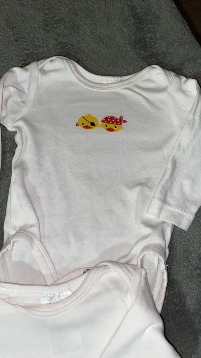 Lot de 3 bodys H&M - photo numéro 3