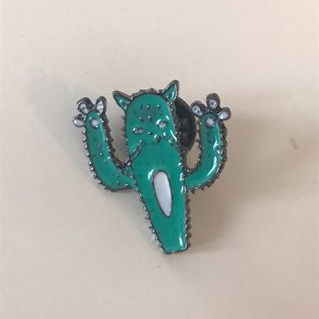 beau pins broche métallique