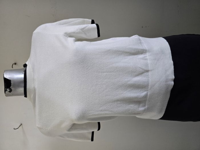 📌 Haut / Pull en Maille Fine manches courtes - photo numéro 3