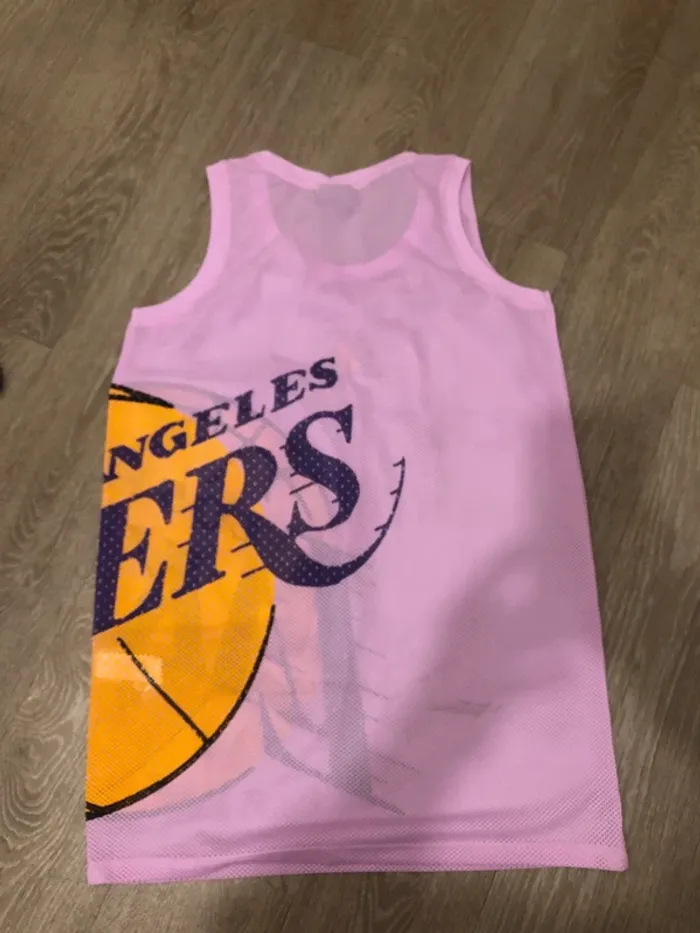 Debardeur baskets ball Lakers NBA taille M neuf jamais porté - photo numéro 3