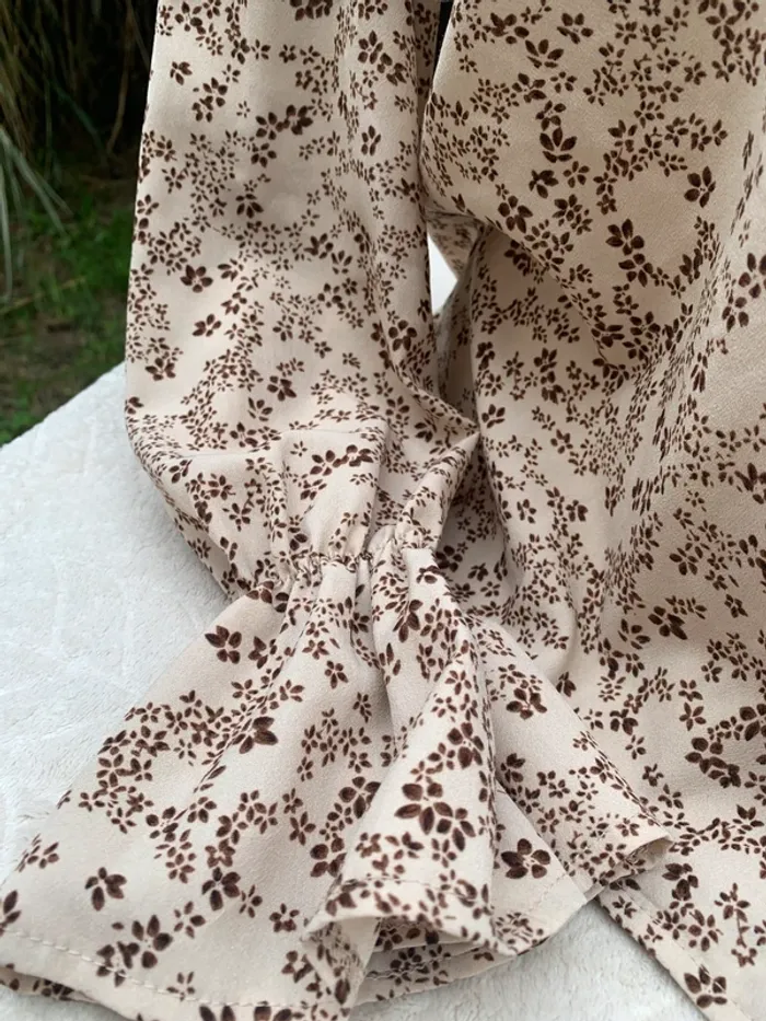 Chemise SHEIN manches longues fleuries taille M - photo numéro 5