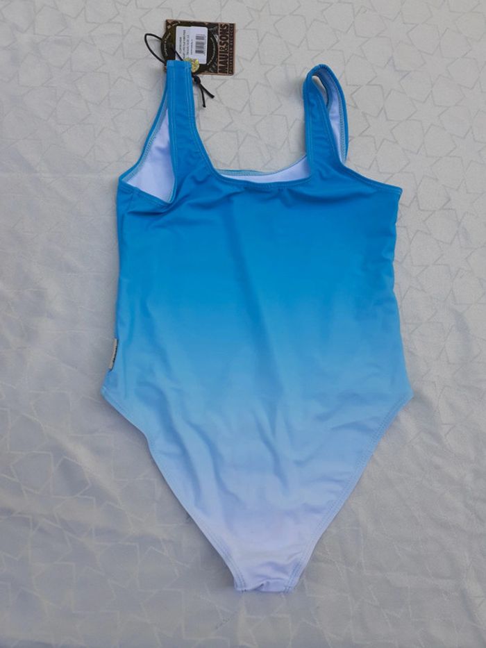 Maillot de bain 🩱 8 ans - photo numéro 3