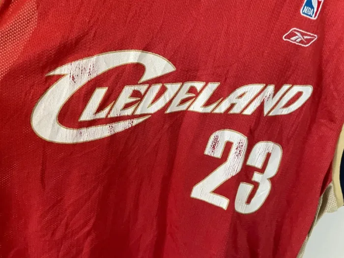 Reebok Maillot basketball jersey 🏀 NBA LeBron #23 James Cleveland Mens L - photo numéro 5