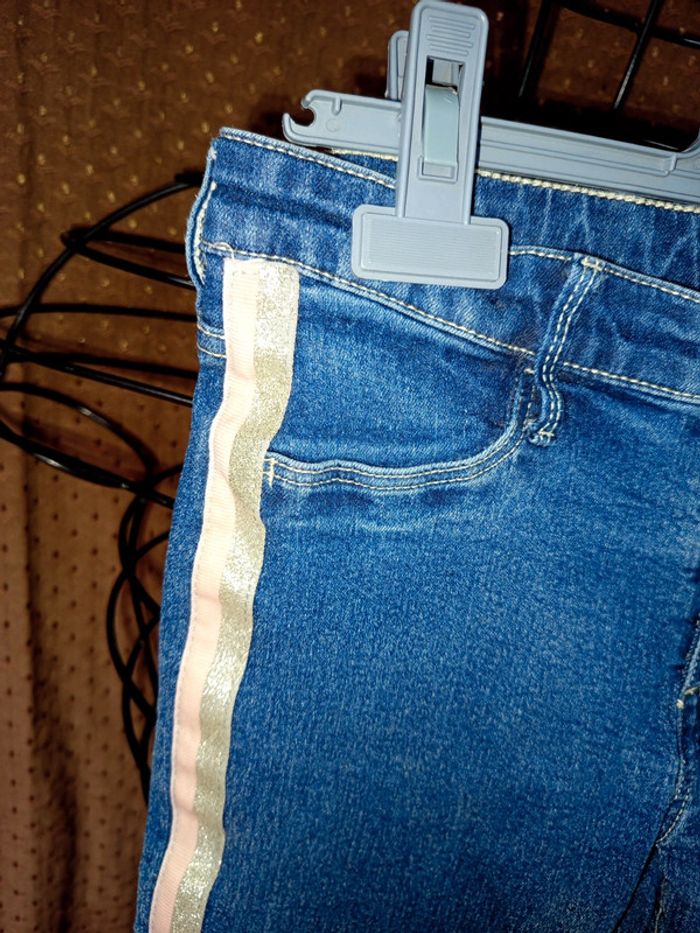 Jeans au bords rose taille 10/11ans - photo numéro 3