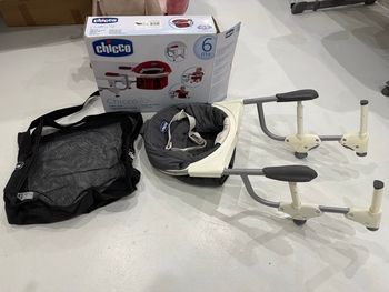 Siège de table chicco pivotant