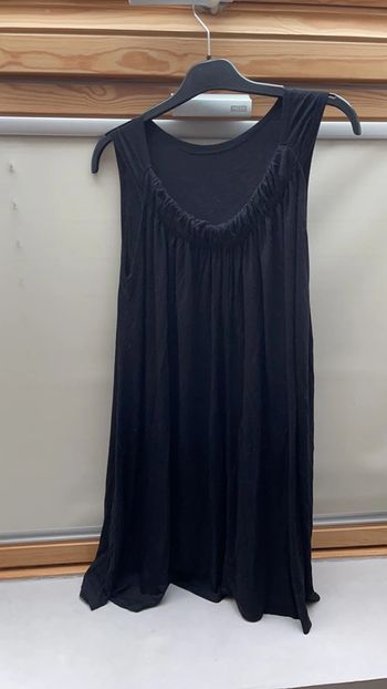 Robe noire TS pour les fêtes