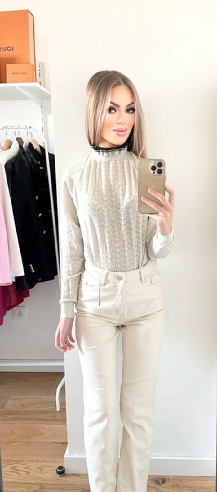 Très beau Pull en maille fine Maje | prix boutique 295€ - photo numéro 12