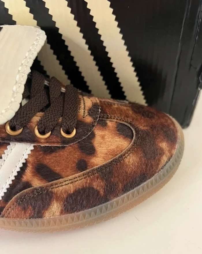 Adidas Wales Bonet Leopard Taille 42.5 - photo numéro 3