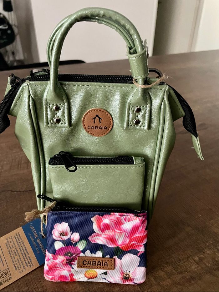 Sac bandoulière nano riverdale Cabaia