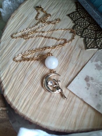 Collier fée et pierre de lune naturelle