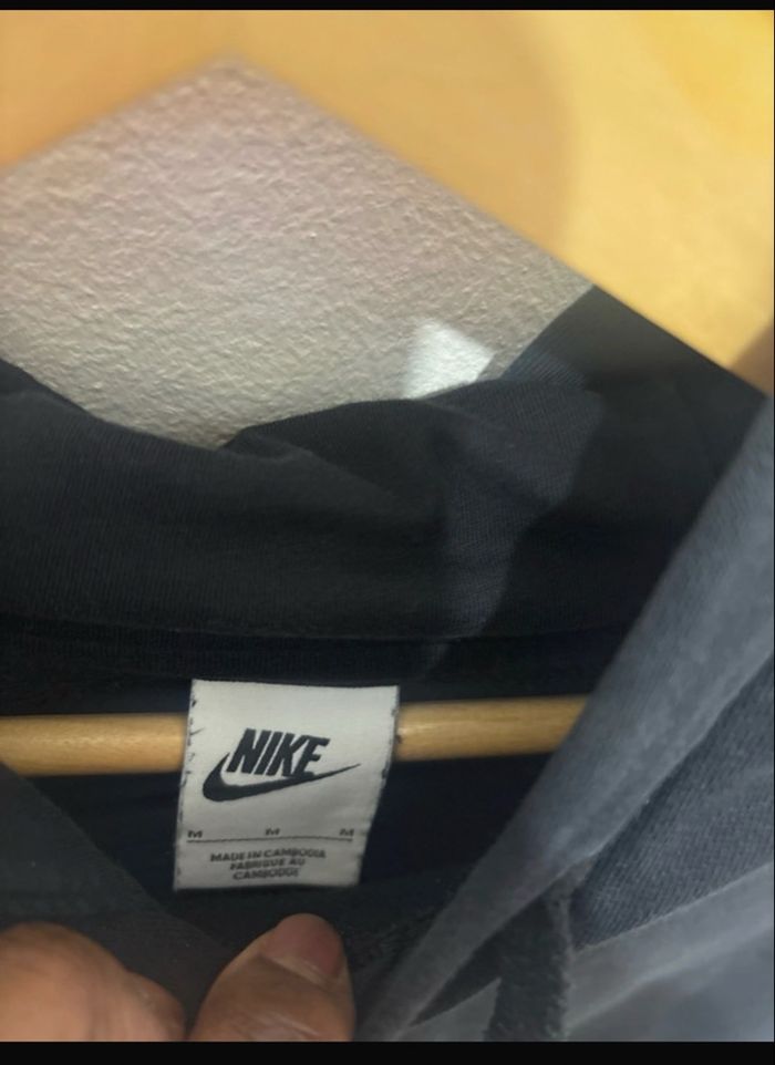 Pull Nike taille M - photo numéro 4