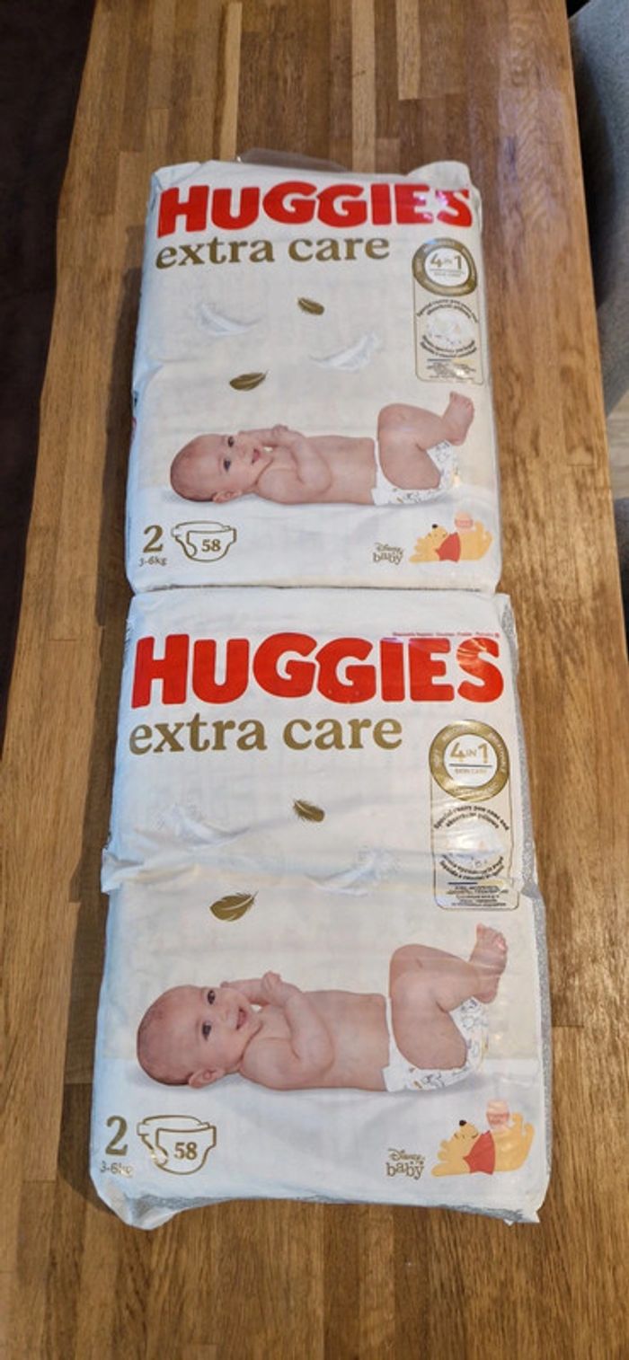 Lot de 2x58 couches taille 2 Huggies extra care neufs