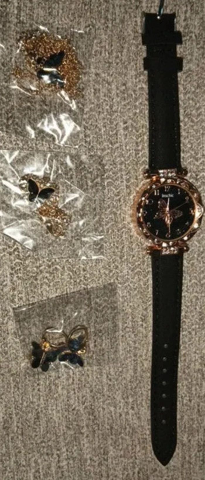 Ensemble parure de 4 bijoux montre boucles d'oreilles collier bracelet thème papillon