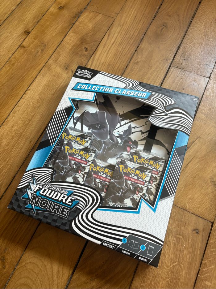 Coffret Pokémon Collection Classeur Élite Ev10.5 Foudre Noire - photo numéro 2