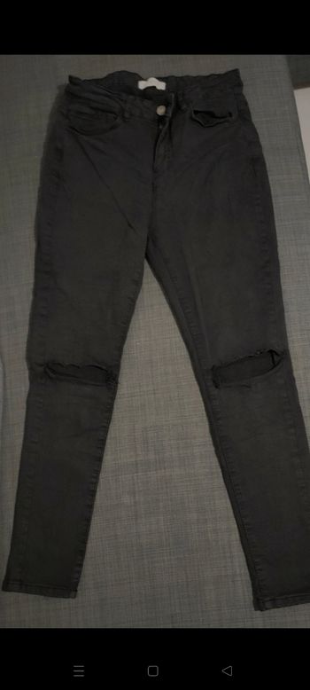 Jean denim slim troué 