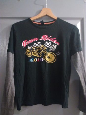 tee shirt garçon 10-12 a manches longues 37