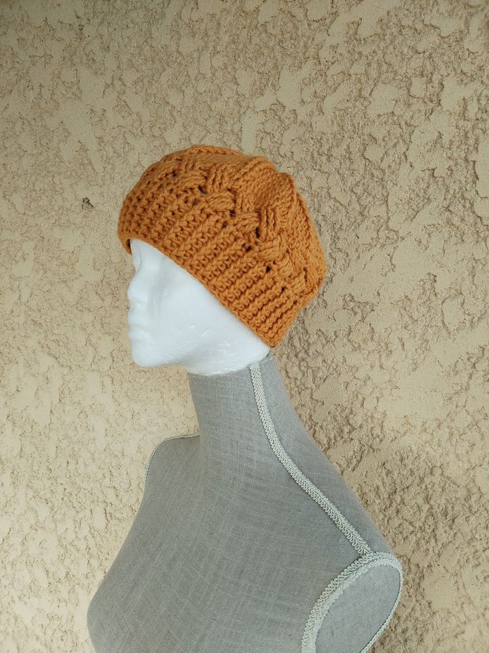 Bonnet Béret crochet couleur moutarde - photo numéro 6